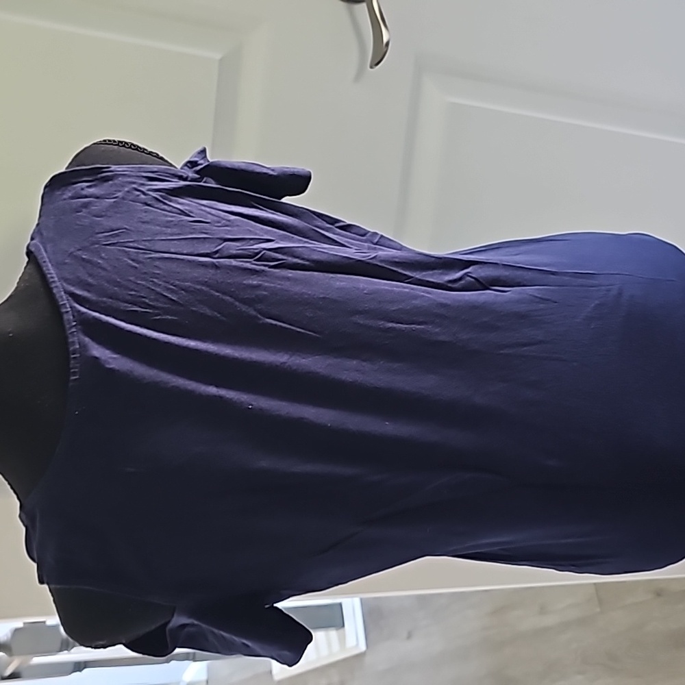 Cold shoulder top - Picture 3 of 5